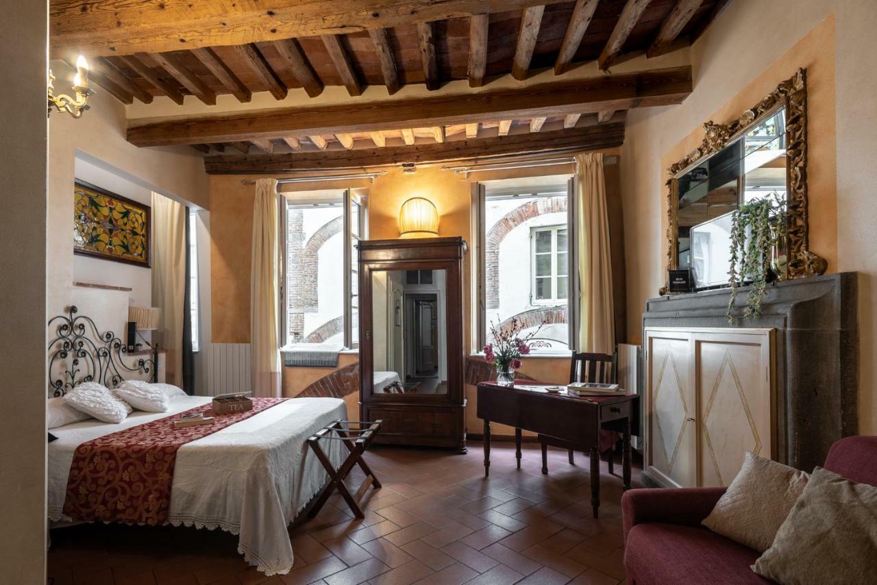 La Tosca Rooms Lucca Exterior photo