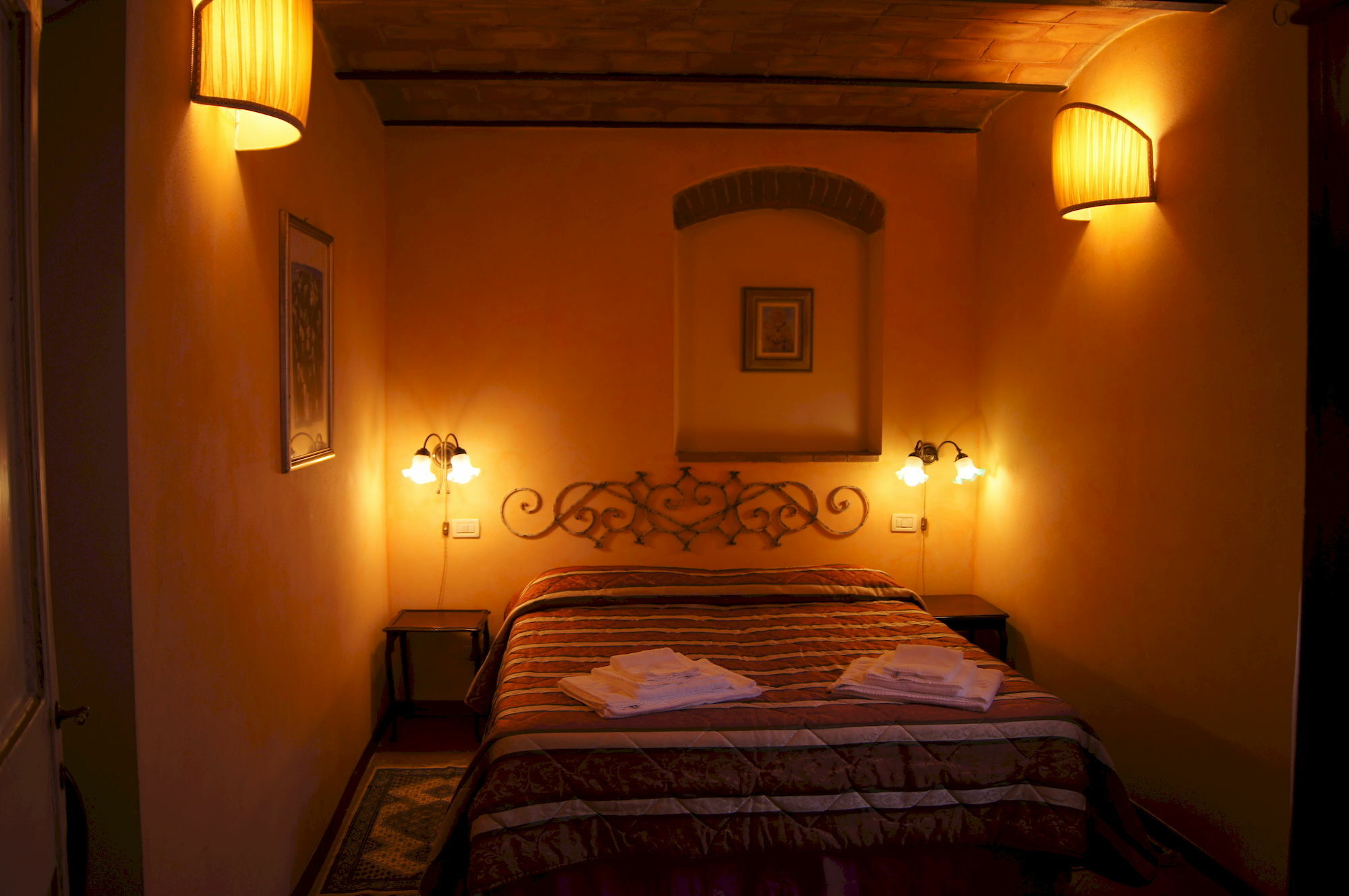La Tosca Rooms Lucca Exterior photo